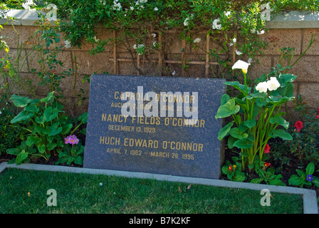 Carroll O'Conner Hollywood Celebrity Acteur Graves Westwood Memorial Park Los Angeles CA mortuaire du cimetière où reposent Banque D'Images