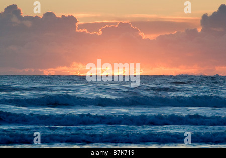 Sunset, Chesterman Beach, Tofino, Vancouver Island, BC Banque D'Images