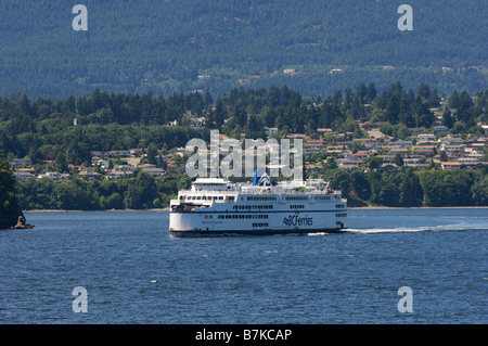 Un BC Ferry quitte Nanaimo sur il s way jusqu'à Horseshoe Bay, Colombie-Britannique, Canada Banque D'Images