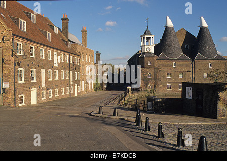 L'Est de Londres, trois usines de l'Île, Chambre Moulin, Tour de l'Horloge et Réveil Mill. Banque D'Images
