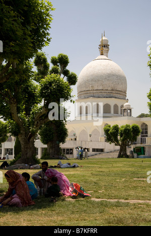 Mosquée Hazartbal Shrinigar, Cachemire, Banque D'Images