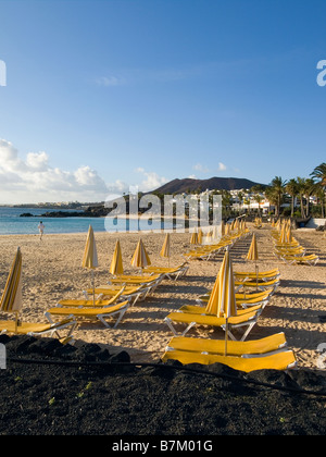 Playa Flamingo Playa Blanca Lanzarote en hiver la lumière du soleil du soir Banque D'Images