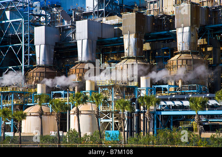 Tampa Electric Companys Big Bend au charbon sur Tampa Bay à Hillsborough comté près de Apollo Beach en Floride Banque D'Images