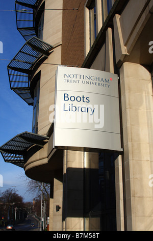 L'Université de Nottingham Trent Boots Bibliothèque, Nottingham, Angleterre, Royaume-Uni Banque D'Images