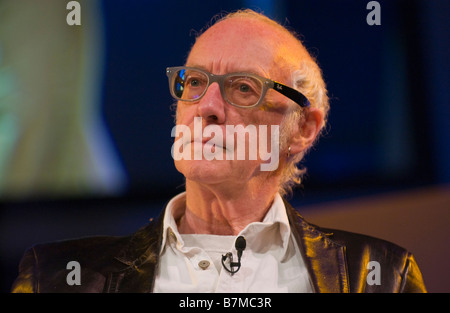 Roger McGough, poète performance Liverpool broadcaster, Auteure et dramaturge photographié à Hay Festival 2008 Hay on Wye Banque D'Images