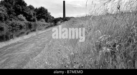 La nouvelle station de pompage de Smethwick, Smethwick, Sandwell et l'ancienne ligne principale de Birmingham Canal. Banque D'Images