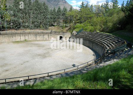 L'amphithéâtre romain d'Ivrea, Susa, Piémont, Italie. Banque D'Images
