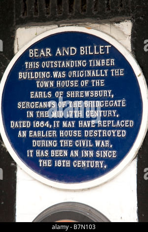 L'ours et le Billet Inn un vieux bâtiment à colombages dans le centre de la vieille ville médiévale de Chester England Banque D'Images