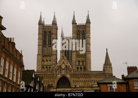 Les tours de la cathédrale de Lincoln, en Angleterre. Banque D'Images