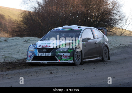 Les voitures de rallye au Rallye du Pays de Galles, GB 2008 - Francois Duval Banque D'Images