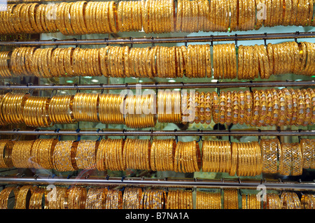 Des bijoux à Dubaï, dans le souk de l'or Banque D'Images