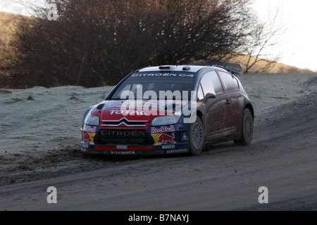 Les voitures de rallye au Rallye du Pays de Galles, GB 2008 - Sébastien Loeb Banque D'Images