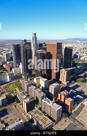 Aerial croix au centre-ville de Los Angeles California USA Skyline Banque D'Images