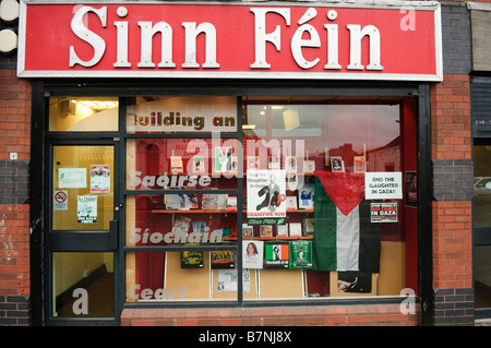 L'avant du Sinn Féin (FEIN) bureaux sur l'Ormeau Road, Belfast Banque D'Images