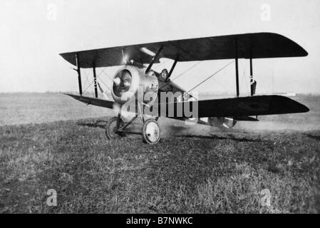 SOPWITH CAMEL B6313 piloté par le capitaine William Barker RFC ace C comme commandant de l'escadrille de l'escadron 28 de la France et de l'Italie en 1917 Banque D'Images