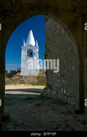 L'Alentejo, Arraiolos, Château La Tour de l'horloge Banque D'Images