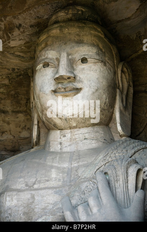 La face de la célèbre statue de Bouddha en pierre à Datong, Chine Banque D'Images