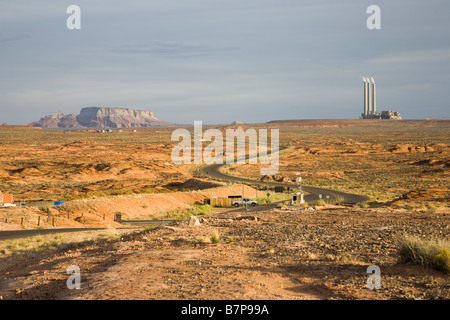 La Centrale Navajo est une centrale à vapeur au charbon près de Page, Arizona Banque D'Images