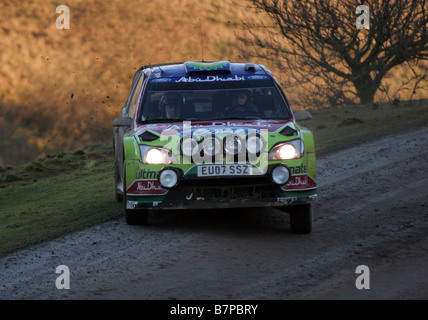 Les voitures de rallye au Rallye du Pays de Galles, GB 2008 - Jari-Matti Latvala Banque D'Images