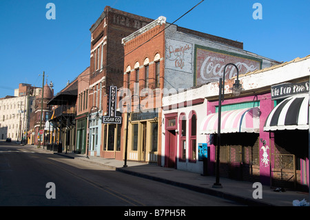 Entrepôts restaurés dans la Vieille Ville, Quartier historique de Knoxville, Tennessee Banque D'Images