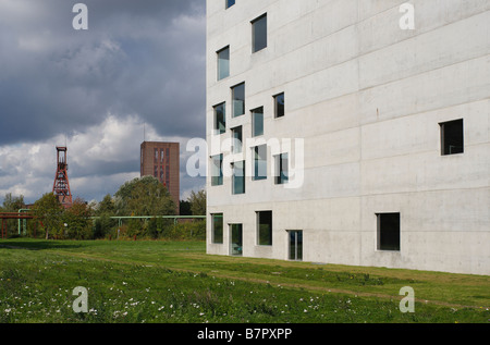 Zeche Zollverein Essen Zollverein School of Management and Design erste Gebäude der Architekten und Kazuyo Sejima Ryue Nishizawa Banque D'Images