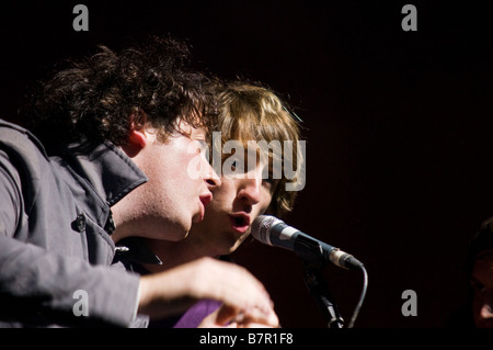 The Wombats effectuer sur la scène du Festival Lecture 2008 Banque D'Images