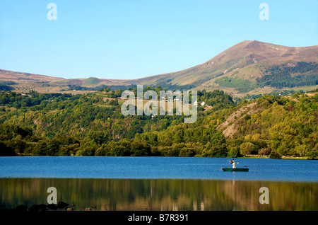 Lac de Chambon, Puy-de-Dôme, Auvergne, France, Europe Banque D'Images