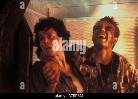 Aliens Alien 2 Année : 1986 Réalisateur : James Cameron USA Sigourney Weaver, Michael Biehn Banque D'Images