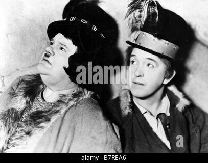 Le Bohemian Girl Année : 1936 USA Stan Laurel Oliver Hardy Réalisateur : James W. Horne Charley Rogers Banque D'Images