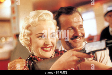 Danser avec un inconnu Année : 1985 UK Miranda Richardson, Ian Holm Réalisateur : Mike Newell Banque D'Images