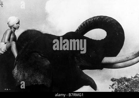 Elephant Elephant boy Boy Année : 1937 - UK Sabu Directeur : Robert J. Flaherty, Zoltan Korda Banque D'Images