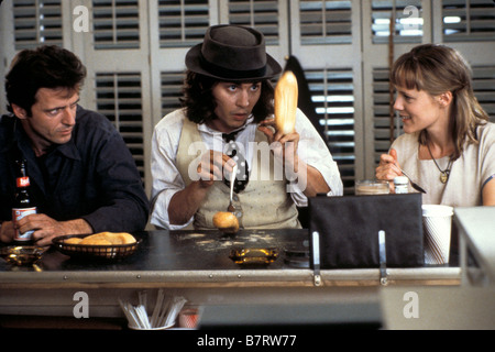 Benny et Joon Année : 1993 USA Johnny Depp, Aidan Quinn, Mary Stuart Masterson Directeur : Jeremiah Chechik Banque D'Images