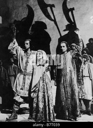 Ivan Groznyy Ivan le Terrible - Partie I Année : 1945 Réalisateur : Union soviétique Sergei M. Eisenstein Nikolai Cherkasov, Lyudmila Tselikovskaya, Mikhail Nazvanov Banque D'Images