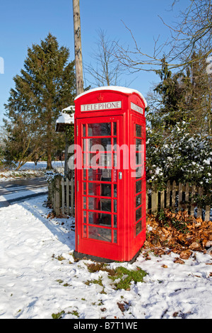 Vieux téléphone fort dans la neige Leigh Surrey Banque D'Images