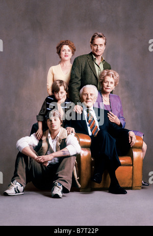 Il fonctionne dans la famille Année : 2003 USA Bernadette Peters, Michael Douglas, Kirk Douglas, Rory Culkin, Cameron Douglas, Diana Douglas Réalisateur : Fred Schepisi Banque D'Images