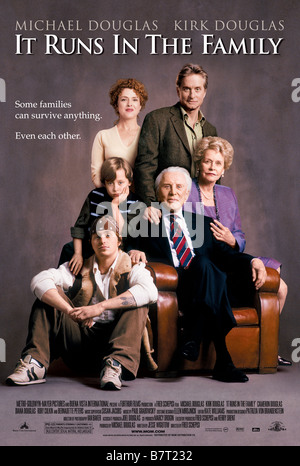 Il fonctionne dans la famille Année : 2003 USA Bernadette Peters, Michael Douglas, Kirk Douglas, Rory Culkin, Cameron Douglas, Diana Douglas Réalisateur : Fred Schepisi affiche de film (USA) Banque D'Images