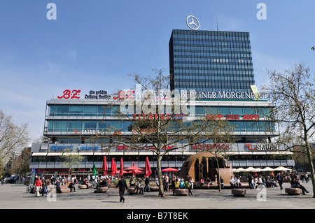 Breitscheidplatz avec Europa-Center, Kurfuerstendamm, Charlottenburg, Berlin, Allemagne Banque D'Images