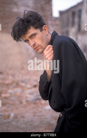 Gli Occhiali d'Oro la paire de lunettes d'or Année : 1987 Italie Rupert Everett Directeur : Giuliano Montaldo Banque D'Images