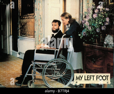 Mon pied gauche : l'histoire de Christy Brown Année : 1989 - Irlande / Royaume-Uni Daniel Day-Lewis , Ruth McCabe Réalisateur : Jim Sheridan Banque D'Images