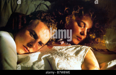 Howards End Année : 1992 Réalisateur : James Ivory BRITANNIQUE Samuel West, Helena Bonham Carter Banque D'Images