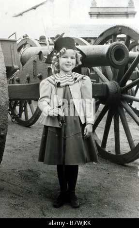 Wee Willie Winkie Année : 1937 USA Réalisateur : John Ford Shirley Temple Banque D'Images