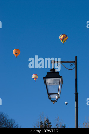 2009 International Hot Air Balloon , Suisse, 3 ballons : Parmigiani, General Electric, Claude Guittar Banque D'Images