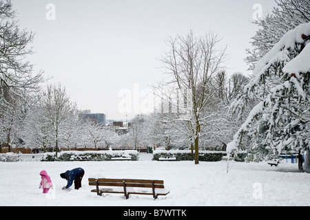 Sutton, Surrey, dans la neige, février 2009. Banque D'Images