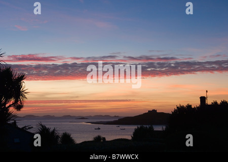 Le blockhaus à l'aube. vieux grimsby vue de l'île Hôtel. tresco. les îles Scilly. cornwall. Angleterre. uk Banque D'Images