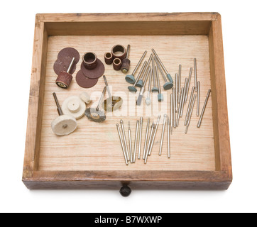 Petits conseils d'outils électriques à tiroirs en bois utilisé pour l'élaboration de prépolissage et polissage Banque D'Images