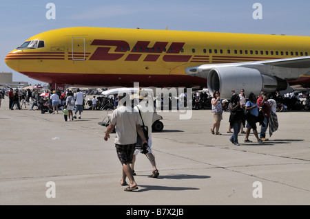 L'extrémité avant d'un Boeing 767 de DHL Banque D'Images