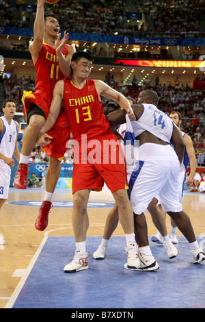 Yao Ming CHN 18 AOÛT 2008 Basket-ball Jeux Olympiques de Beijing 2008 Mens Groupe Préliminaire B Partie 57 match entre la Chine et la Grèce au Gymnase olympique de basketball de Beijing Chine Photo par Koji Aoki AFLO SPORT 0008 Banque D'Images