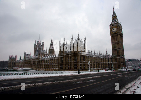 Big Ben et le Parlement en hiver Banque D'Images