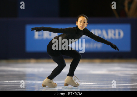 Mao Asada JPN 13 NOVEMBRE 2008 Figure Skating ISU Grand Prix of Figure Skating 2008 2009 TROPHEE Eric Bompard 2008 Womens pratiques au Palais Omnisport de Paris Bercy paris France Photo de YUTAKA AFLO SPORT 1040 Banque D'Images