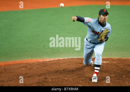 Junichi Tazawa 17 NOVEMBRE 2008 ENEOS Baseball Le 35e Championnat national de Baseball Amateur du Japon à Kyocera Dome Osaka Osaka Japon Photo par Akihiro Sugimoto AFLO SPORT 1080 Banque D'Images